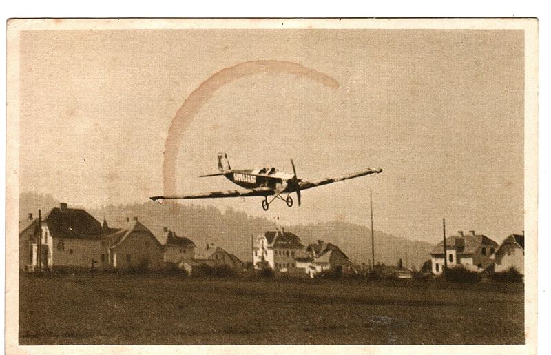 File:Postcard of Ljubljana Airport (old).jpg