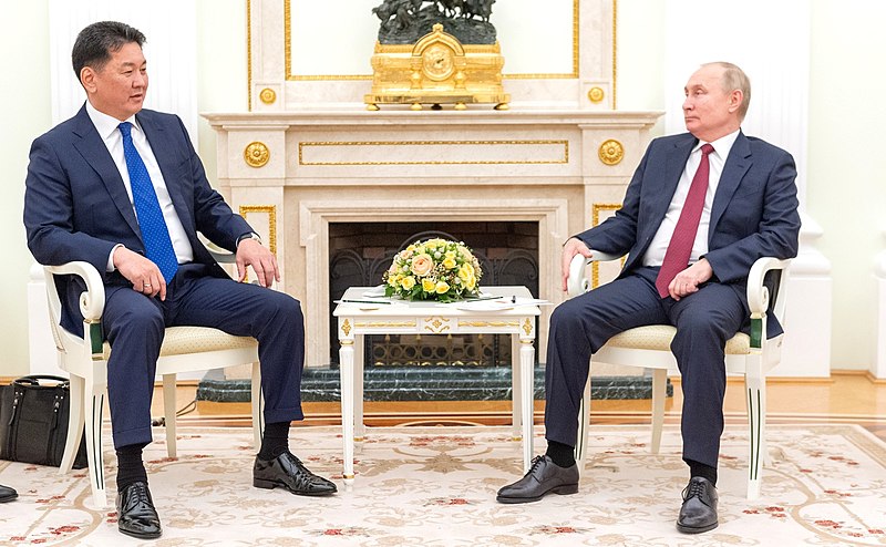 File:Putin with Ukhnaagiin Khurelsukh.jpg