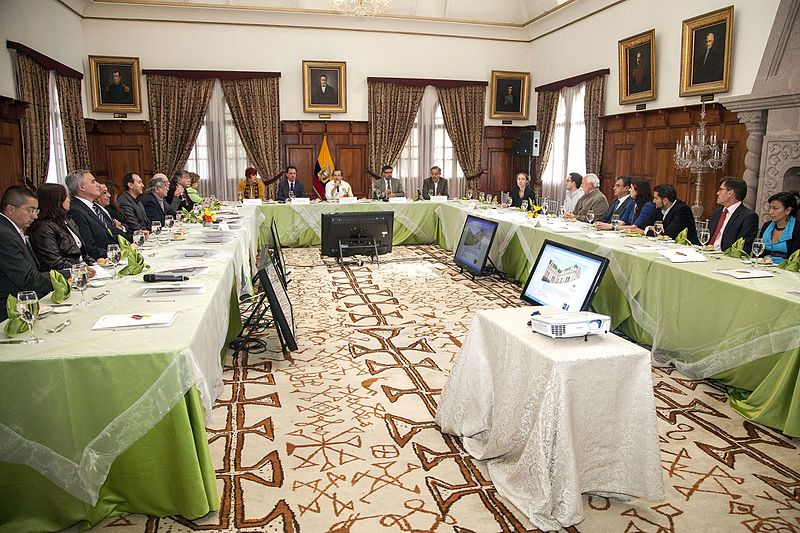 File:Quito, representantes de radios públicas de América Latina conocen sobre el caso Chevron (11107306534).jpg