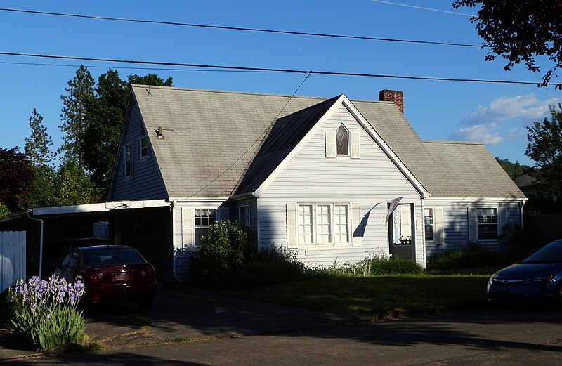 File:Radabaugh Residence - Roseburg Oregon.jpg