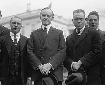 Nurmi, right, and Joie Ray, left, with U.S. President Calvin Coolidge during Nurmi's 1925 U.S. tour