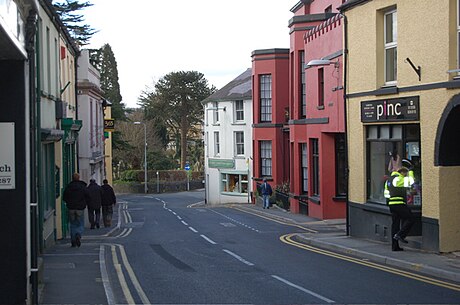 File:Rhosmaen Street, Llandeilo - geograph.org.uk - 383957.jpg