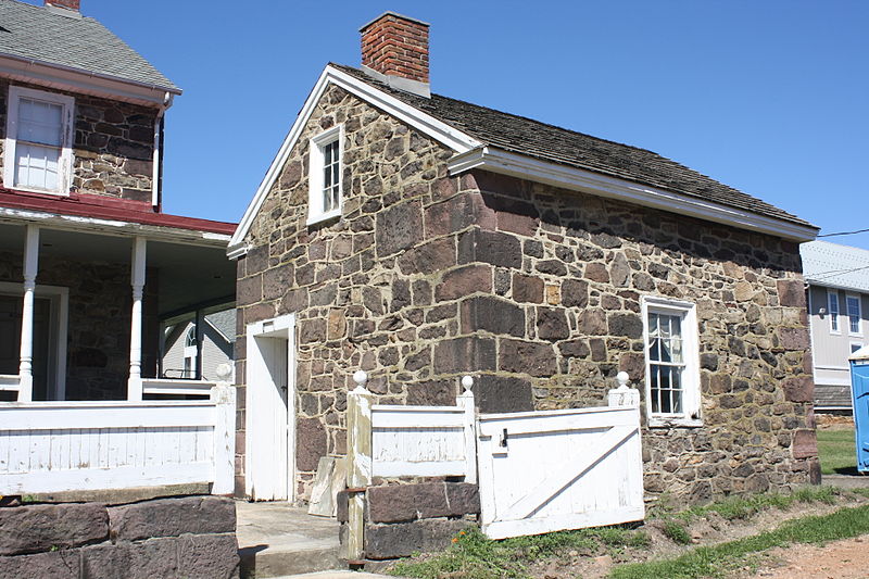 File:Ridgewood Farm Summer Kitchen.JPG