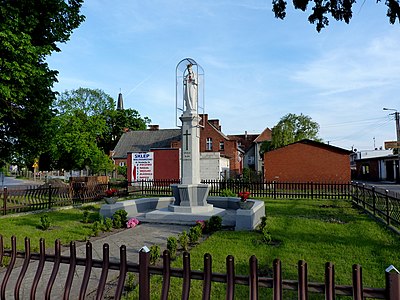 Statue of Jesus Christ in Rynarzewo