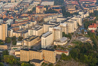 Vägbeskrivningar till Södersjukhuset (B) med kollektivtrafik