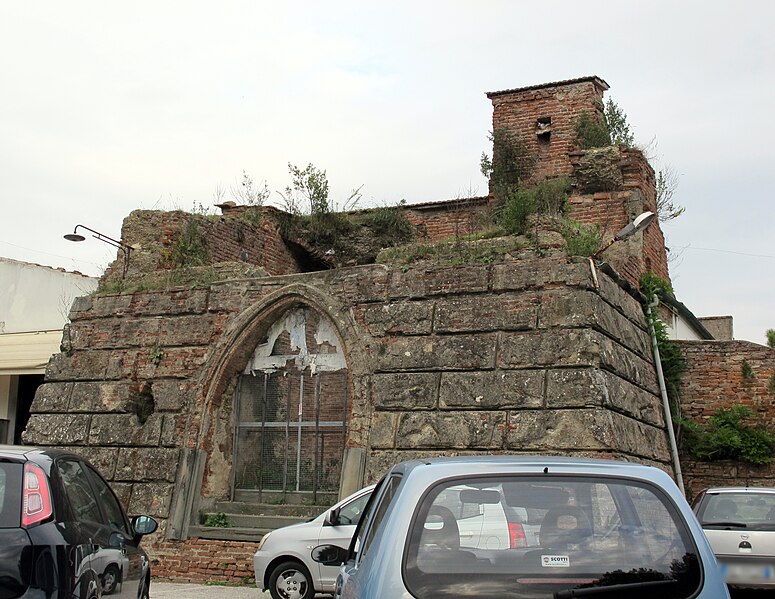 File:San romano, torre giulia di giovanni acuto, fatta nel 1391, distrutta nel 1944.jpg