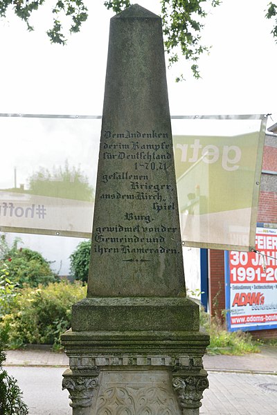 File:Schleswig-Holstein, Burg, Gedenksäule NIK 2515.jpg