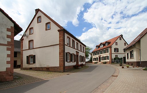 Schmitshausen 58 Sonnenbergstr 22+19+21 gje