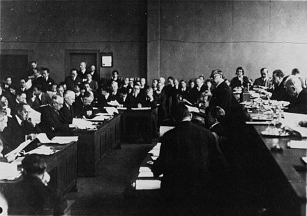 Chinese delegate addressing the League of Nations concerning the Manchurian Crisis in 1932