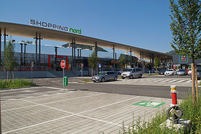 File:ShoppingNordGraz 1.jpg