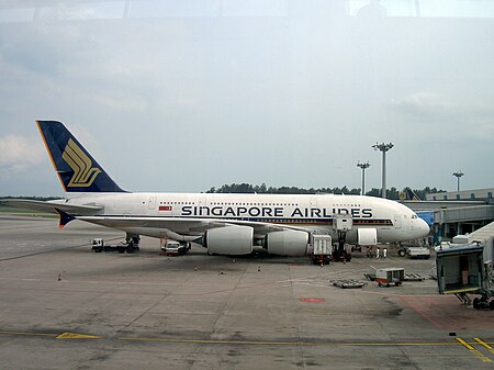 ไฟล์:Singapore_Airlines_A380-841_(9V-SKA)_at_Singapore_Changi_Airport_(2).jpg