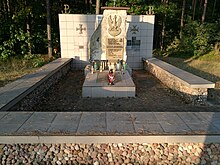 Pomnik upamiętniający walkę partyzantów w okolicy Sobienia