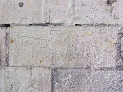 Graffiti représentant des serpettes.