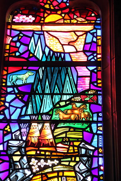 File:Stained glass window Washington National Cathedral 2012 07.JPG