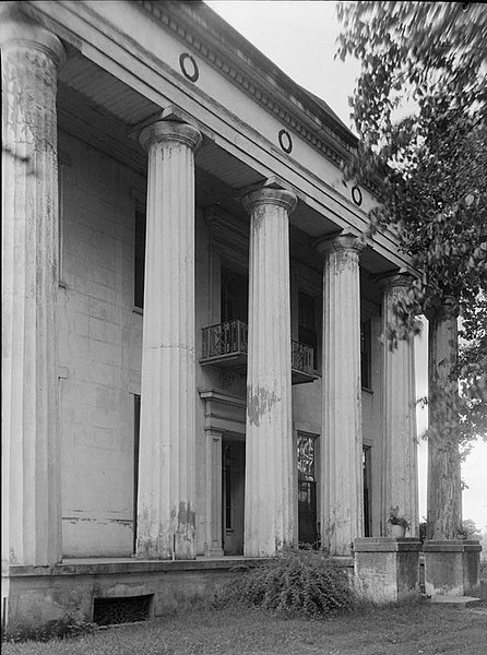 File:Stone-Young-Baggett House.jpg