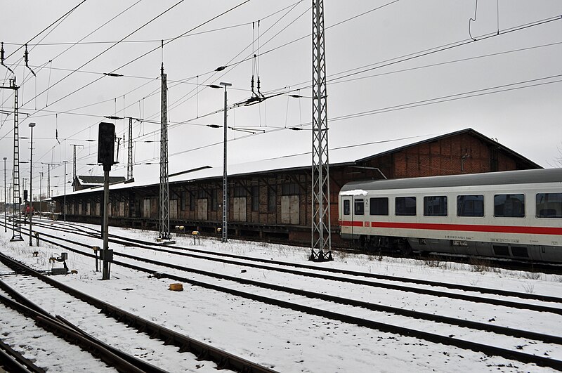 File:Stralsund, Hauptbahnhof (2013-02-13), by Klugschnacker in Wikipedia (10).JPG