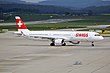 Swiss International Airlines Airbus A321-212(WL) HB-IOO (26069193014).jpg