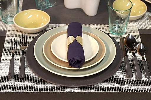 Table setting-01