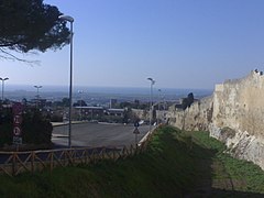 Vista delle mura e della pianura circostante