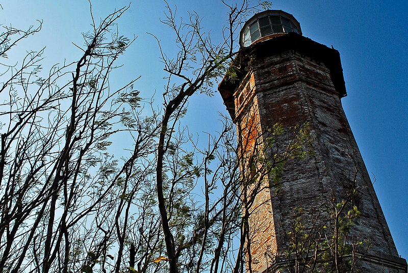 File:Tower of Cape Bojeador Lighthouse.jpg