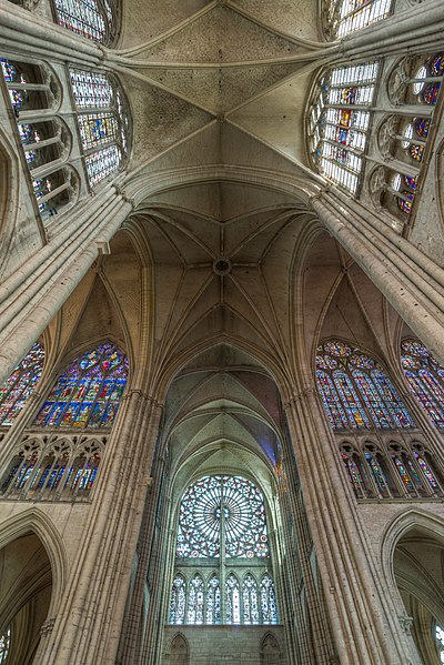 File:Transept of Troyes Cathedral HDR 20140509 6.jpg