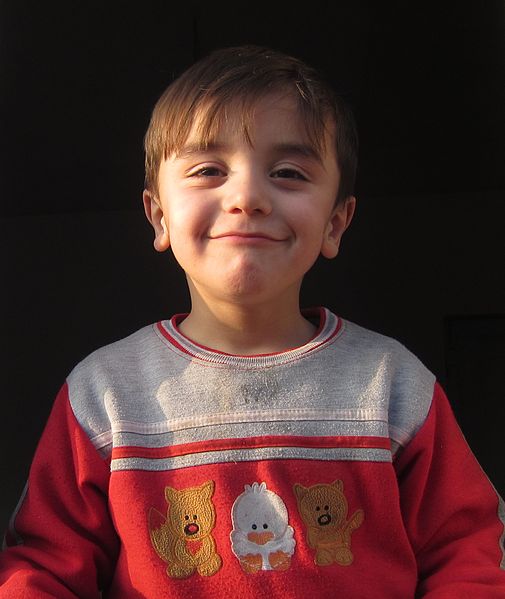 File:Tsakhur child in Qum (Azerbaijan).JPG