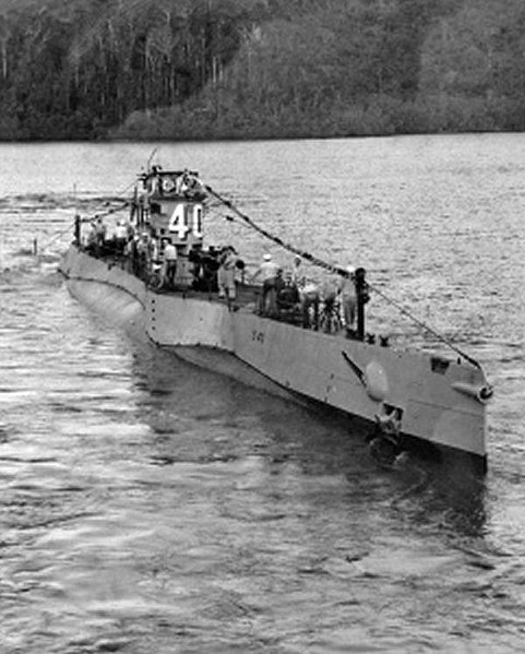 File:USS S-40 (SS-145).jpg