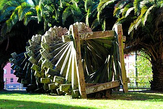 Escultura "Juego de niños", Plaza Basotixiki.