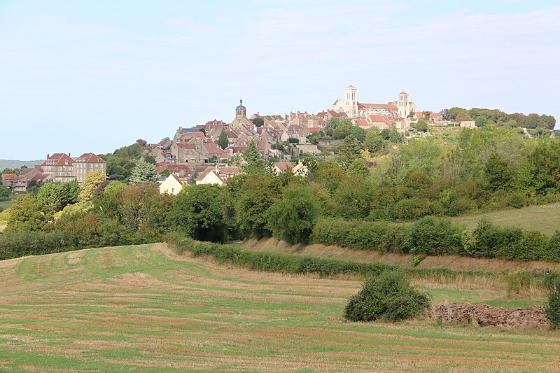 File:Vézelay 180.jpg