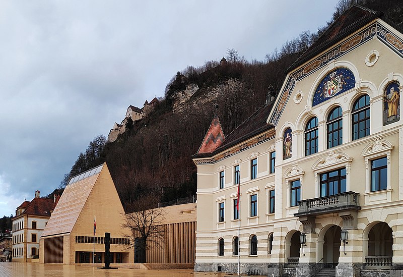 File:Vaduz - Government building, Parliament And Castle.jpg