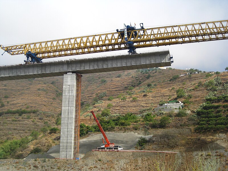 File:Viaducto de Taramay.jpg