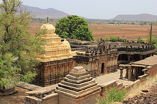 <span class="mw-page-title-main">Kalleshvara Temple, Bagali</span> Village in Karnataka, India