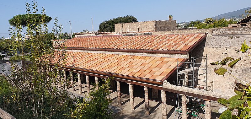 File:Villa of the Mysteries (Pompeii).jpg