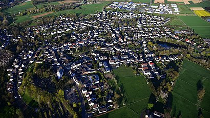 So kommt man zu Villip mit den Öffentlichen - Mehr zum Ort Hier