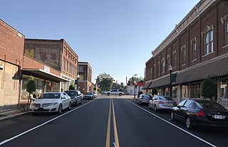 <span class="mw-page-title-main">Weldon, North Carolina</span> Town in North Carolina, United States