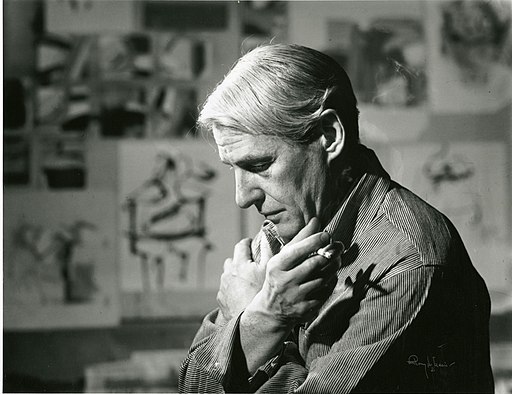  Willem de Kooning in his studio 