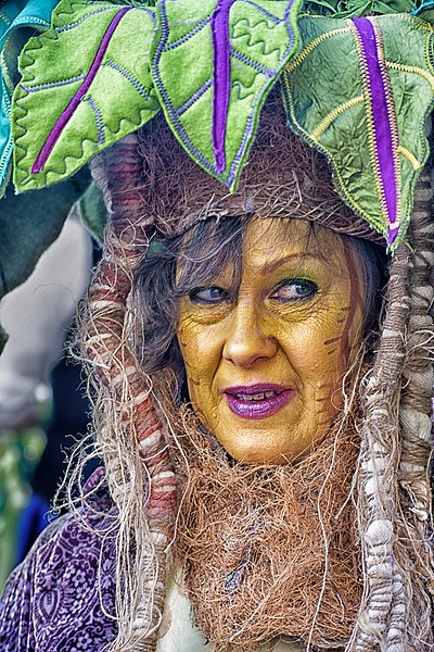 File:'Jack in the Green' May Day Celebrations, Hastings, May 2014 (17173181789).jpg