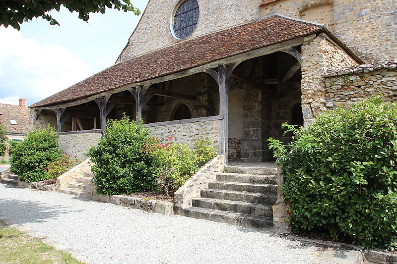 File:Église Saint-Vincent-et-Saint-Sébastien de Bullion le 24 août 2014 - 02.jpg