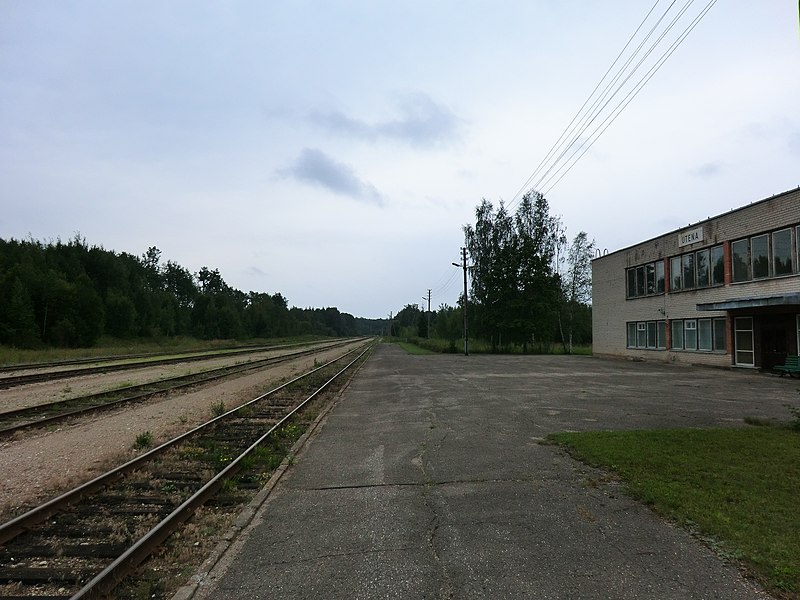 File:Железнодорожная станция Утена (4) - panoramio.jpg