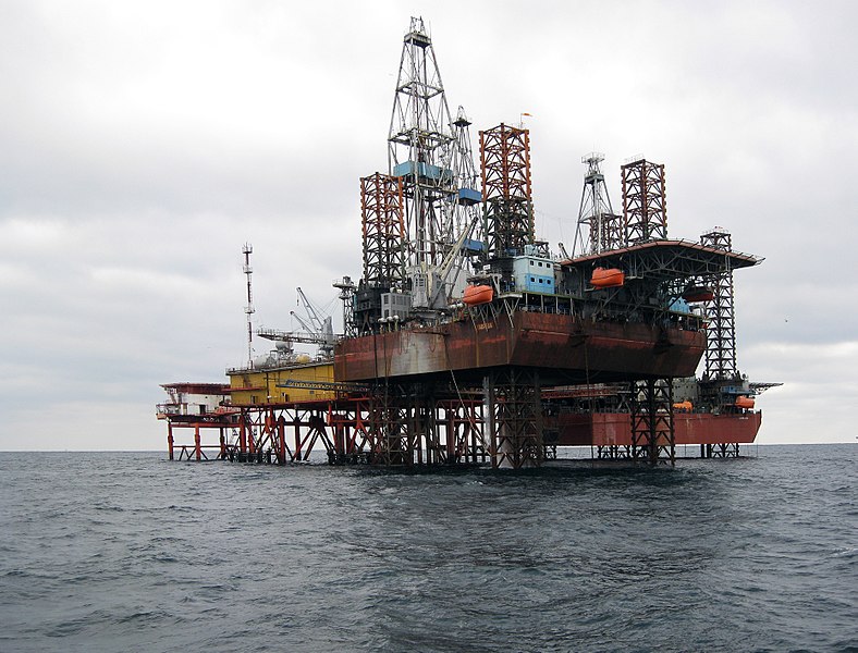 Ukraine Claims to Retake Black Sea Drilling Rigs from Russia