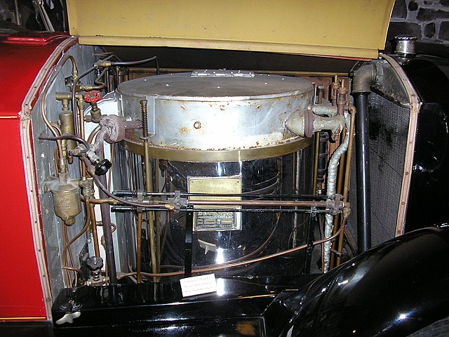 Boiler in a 1924 Stanley Steamer Series 740, to the right is the condenser