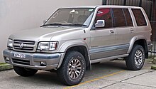 2001-2003 Holden Monterey (Australia) 2001-2003 Holden Monterey (UBS) wagon 02.jpg