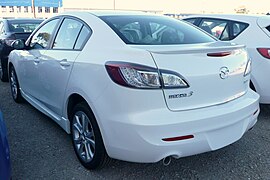 2009 Mazda3 (BL) SP25 sedan (2009-11-14) 03.jpg