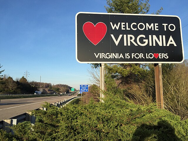 Welcome sign along northbound I-81 entering Virginia from Tennessee