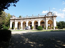 2018-09-14 Façade du Pavillon de la Reine côté ouest 04.jpg