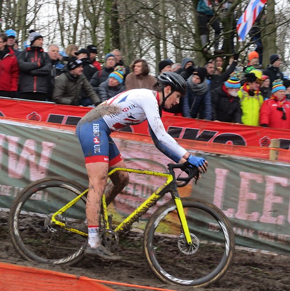 File:2018 WK Veldrijden Valkenburg Vrouwen 024.jpg