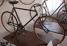 Aero Special track bicycle, original, c. 1910 Aero special, racing bicycle, c 1910, Bike Museum, Balassagyarmat.jpg