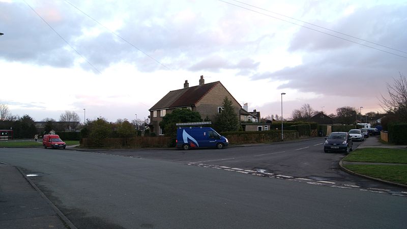 File:Ainsty Road, Wetherby (6th February 2013) 002.JPG