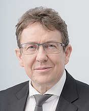 Albert Rösti (UDC) Departamento Federal del Medio Ambiente, Transportes, Energía y Comunicación (DFF)