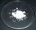 Aluminium chloride.jpg